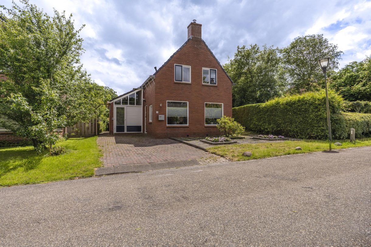 Te koop: Foto Woonhuis aan de Torenweg 14 in Adorp