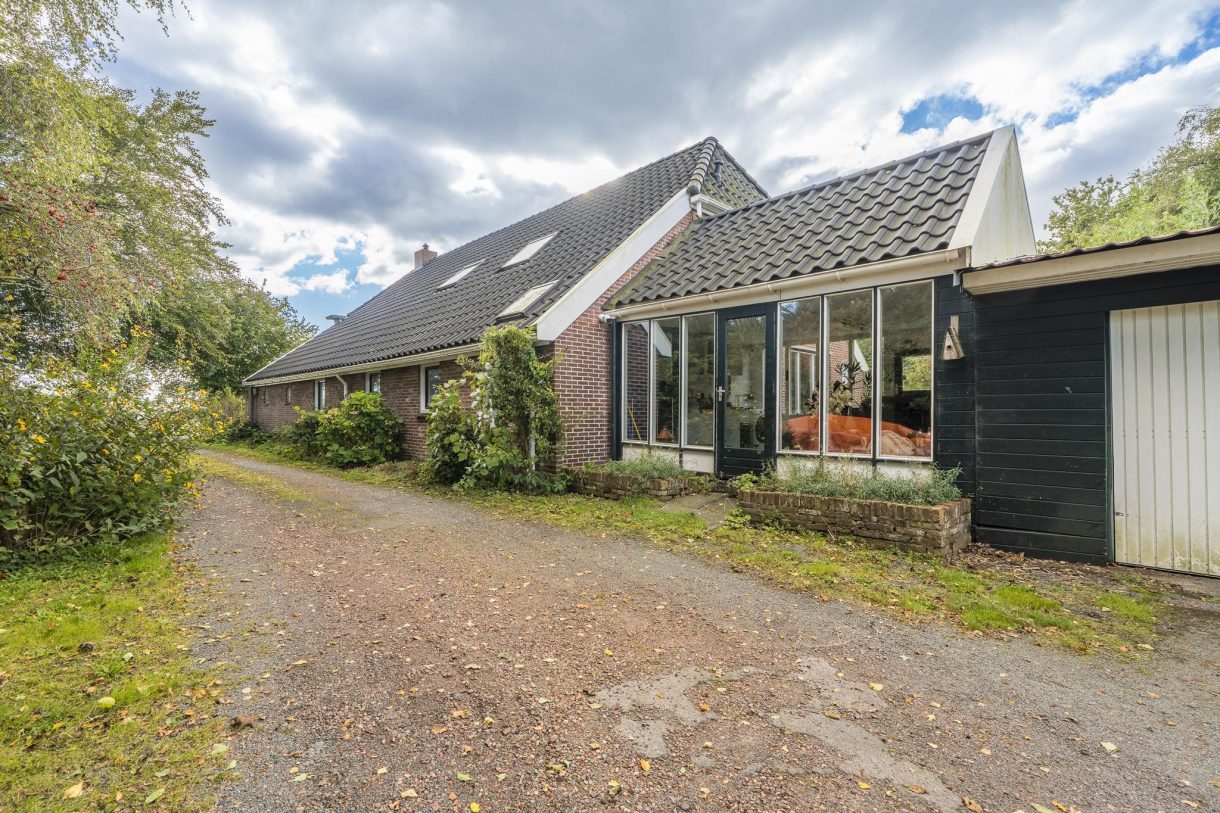 Te koop: Foto Woonhuis aan de Spitsbergen 3 in Sappemeer