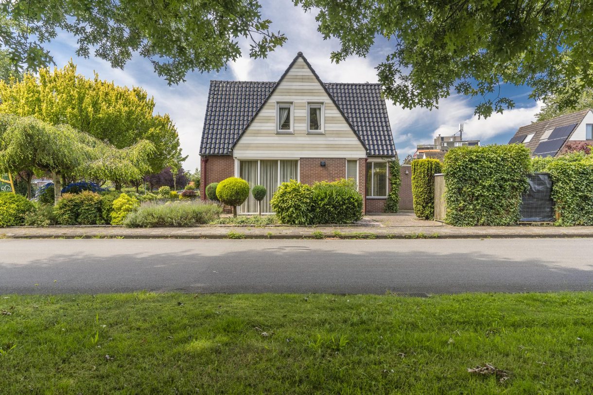 Te koop: Foto Woonhuis aan de Bachlaan 9 in Hoogezand