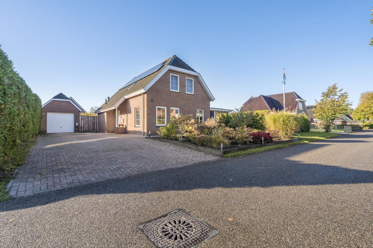 Te koop: Foto Woonhuis aan de Bremstraat 8 in Wagenborgen