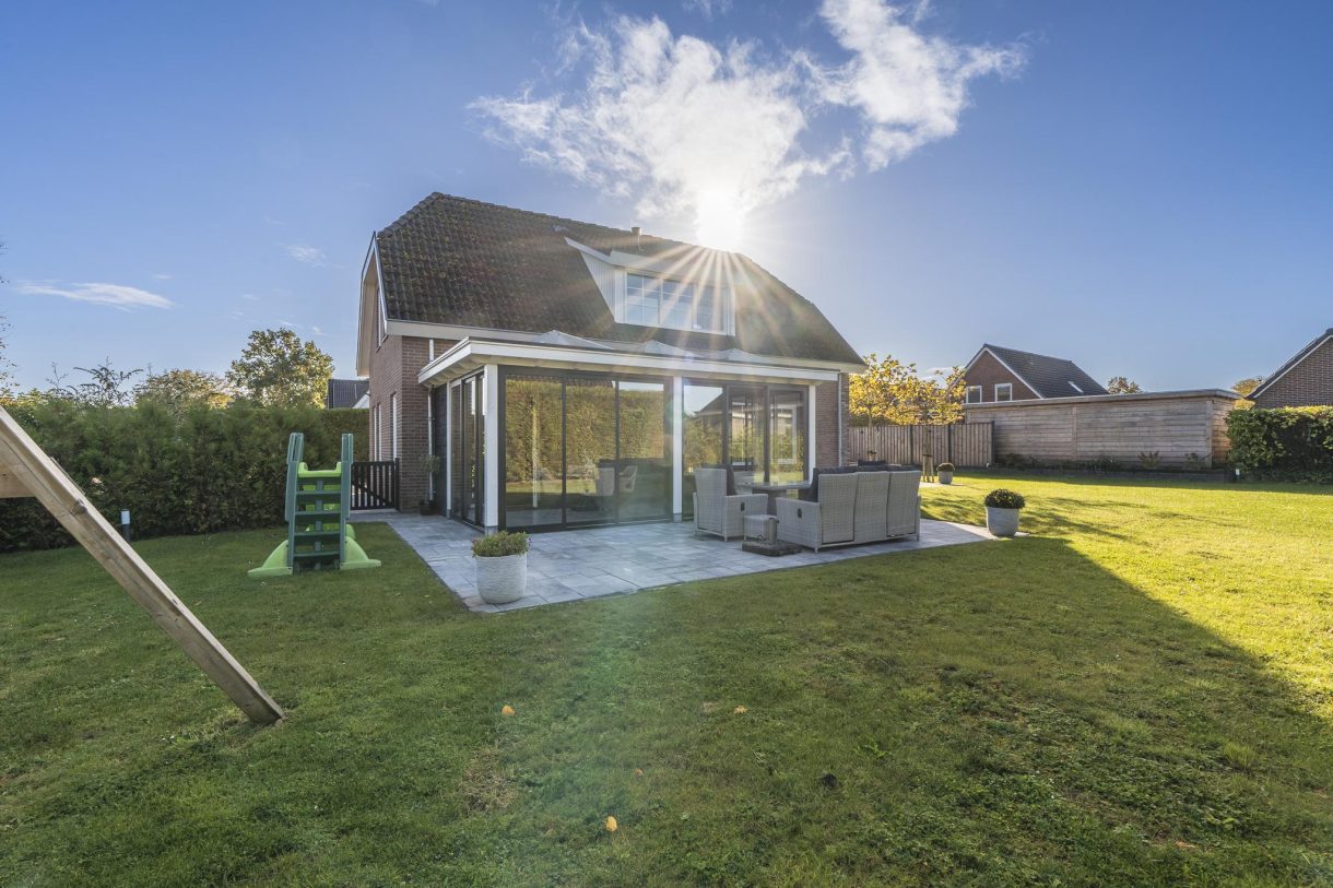 Te koop: Foto Woonhuis aan de Bremstraat 8 in Wagenborgen