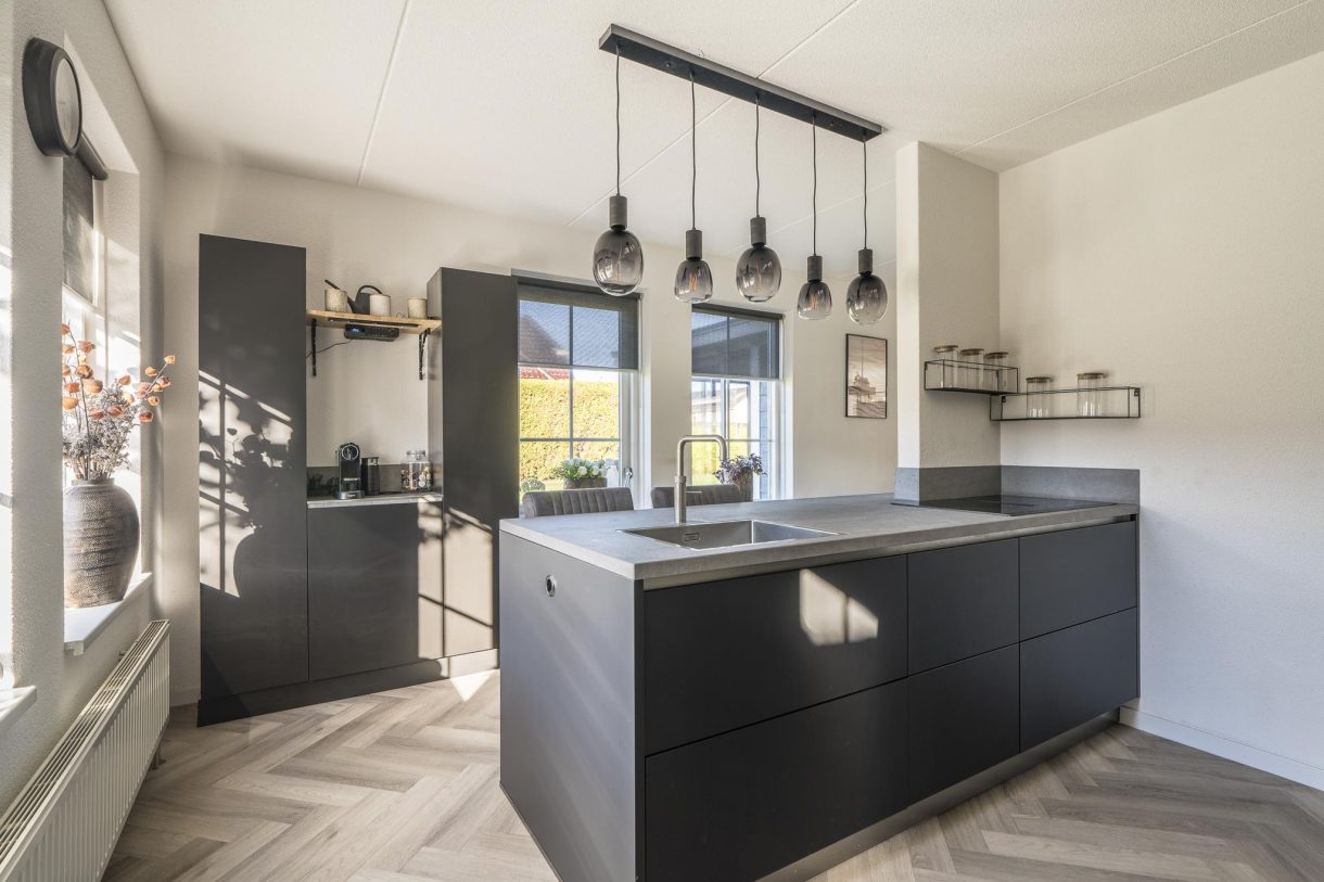 Te koop: Foto Woonhuis aan de Bremstraat 8 in Wagenborgen