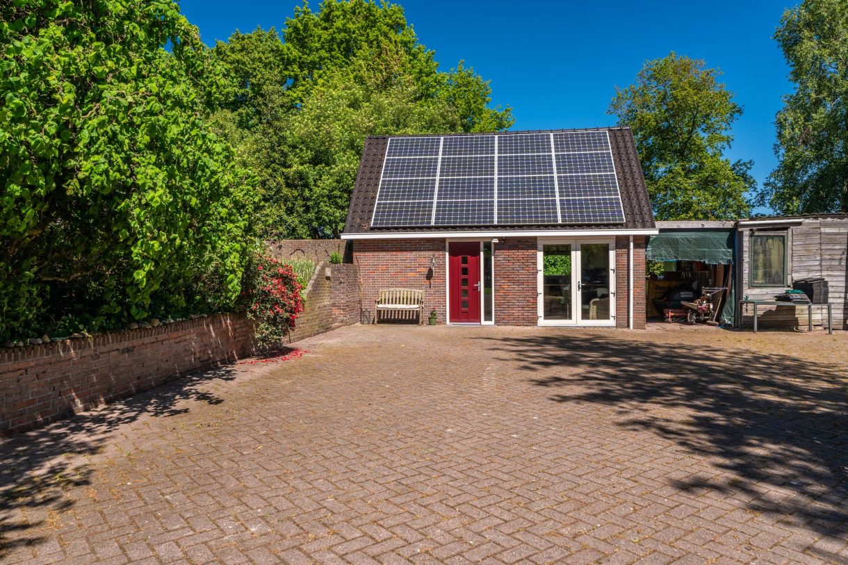 Te koop: Foto Woonhuis aan de Langewijk 6 in Froombosch