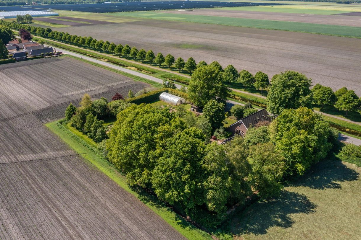 Te koop: Foto Woonhuis aan de Langewijk 6 in Froombosch
