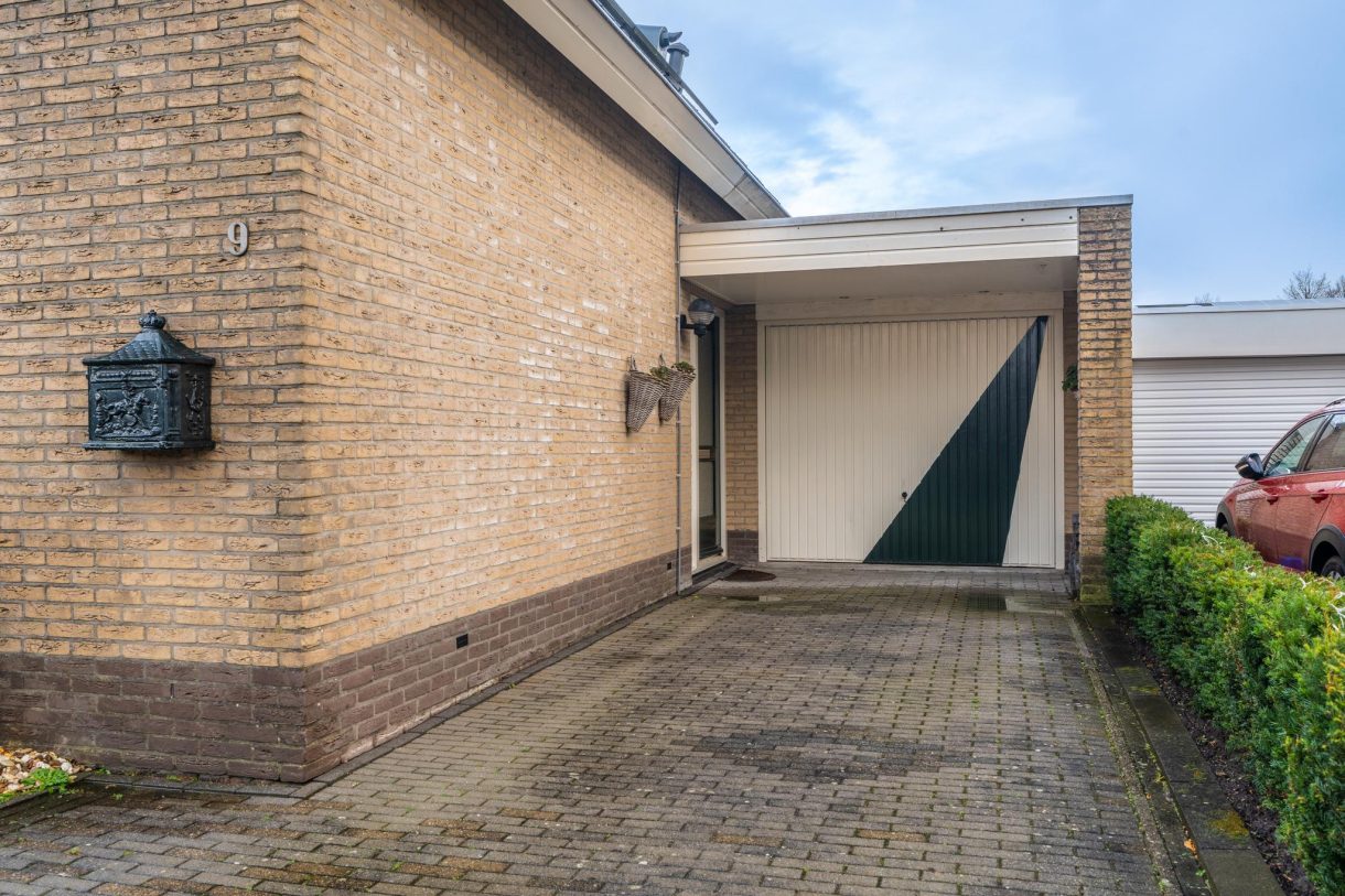 Te koop: Foto Woonhuis aan de Hazelaarweg 9 in Hoogezand