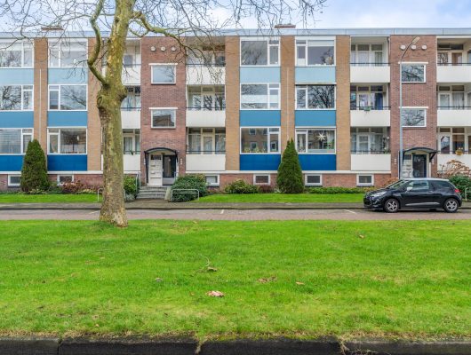 Hoofdfoto van Hoogezand Rembrandtlaan 35