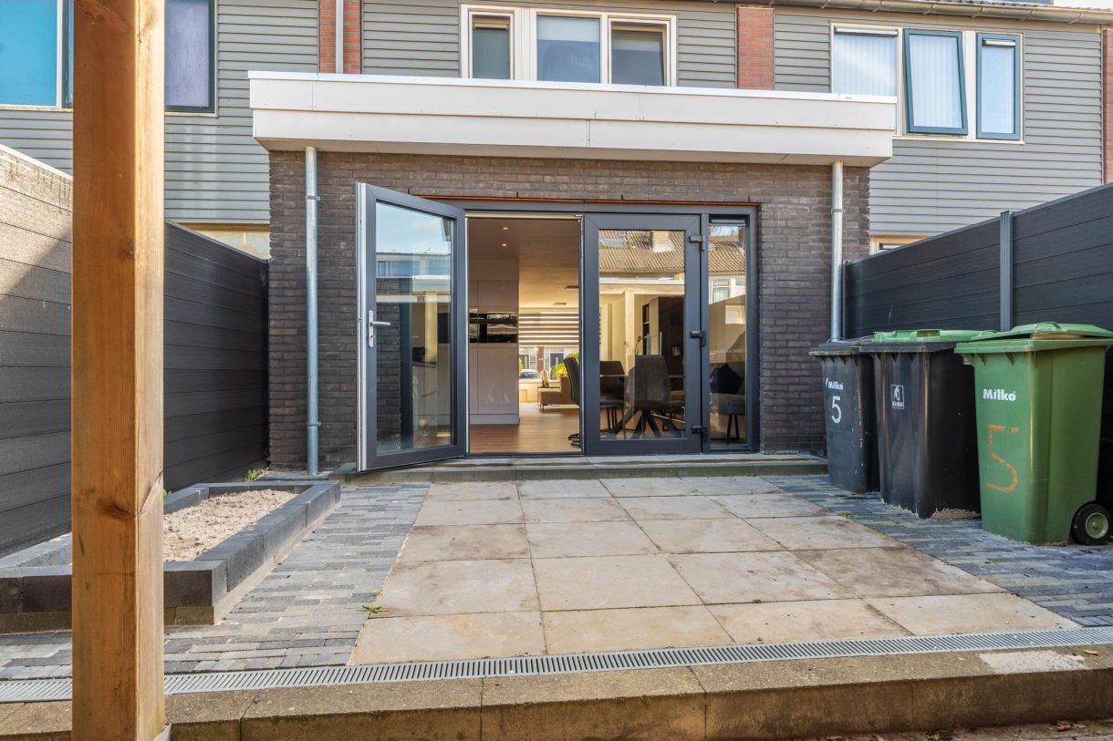 Te koop: Foto Woonhuis aan de Schaepmanstraat 5 in Hoogezand