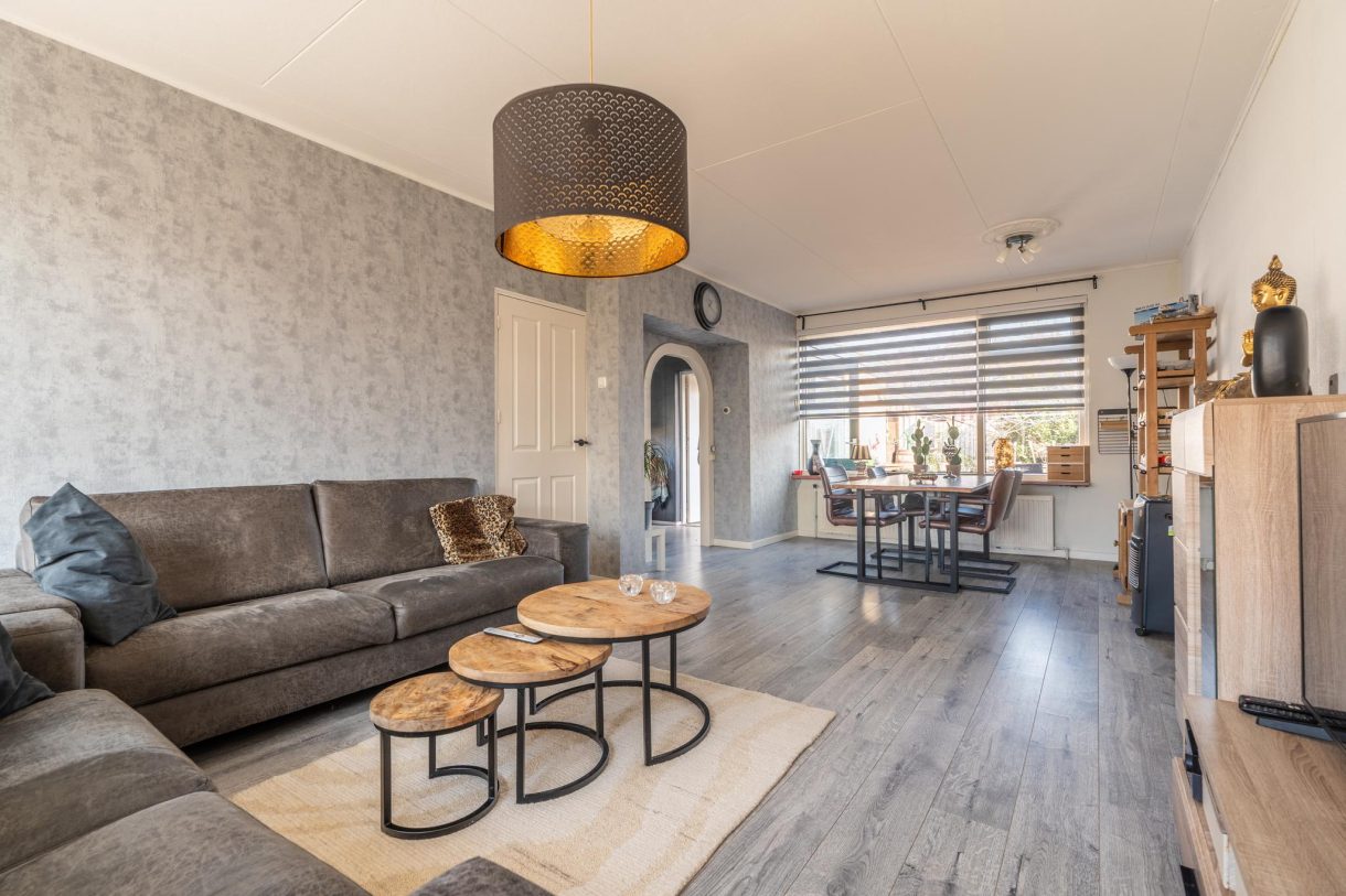 Te koop: Foto Woonhuis aan de Meeuwenstraat 1a in Foxhol