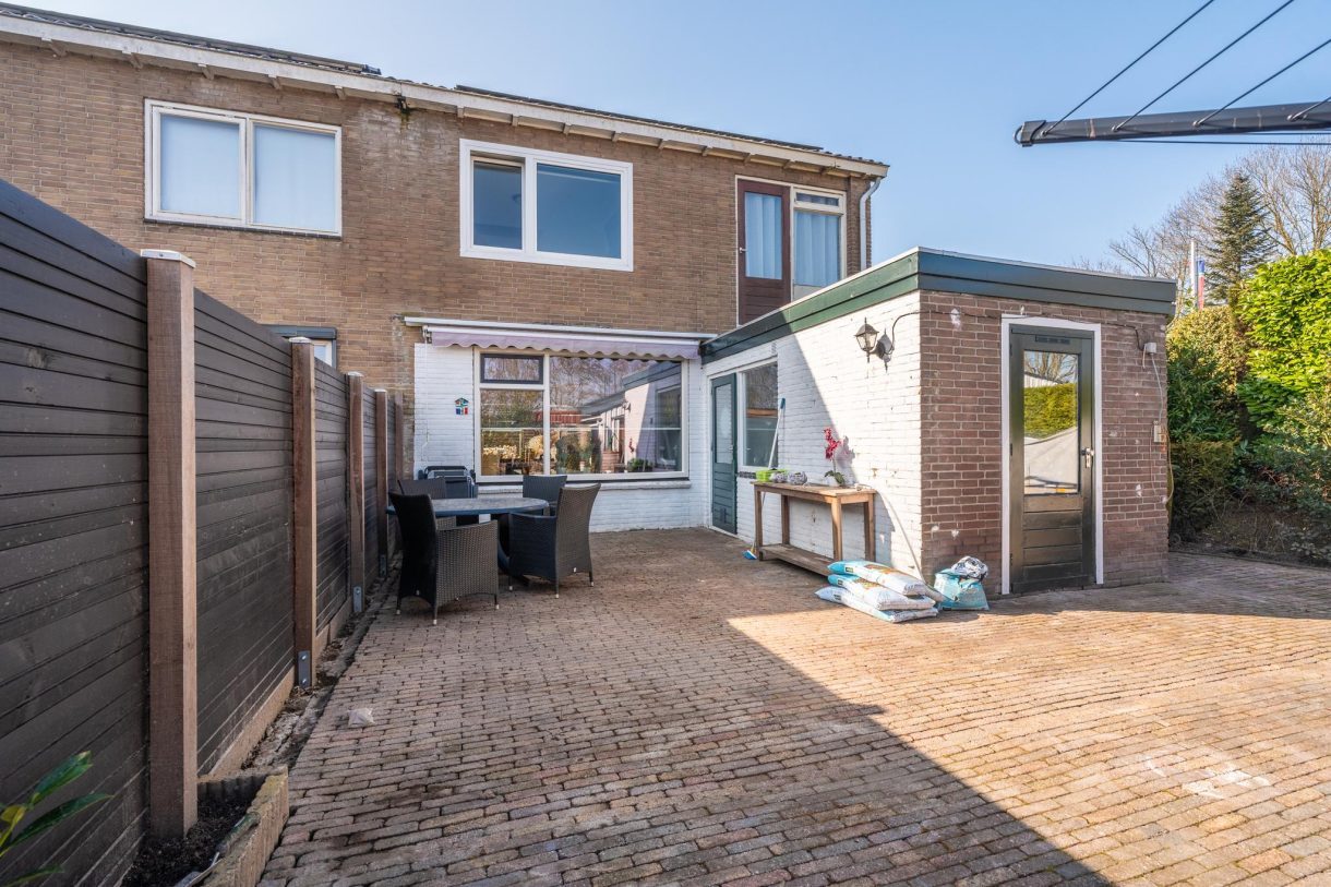 Te koop: Foto Woonhuis aan de Meeuwenstraat 1a in Foxhol