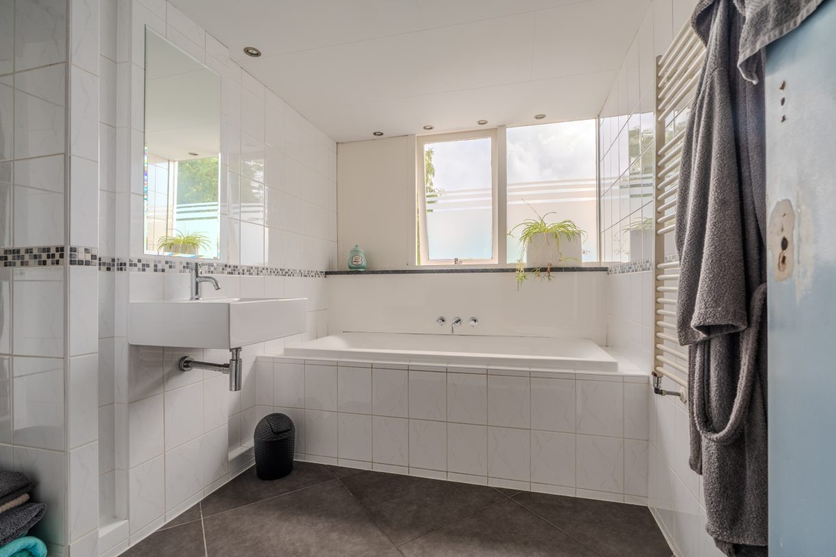 Te koop: Foto Woonhuis aan de Eikenlaan 14 in Zuidbroek