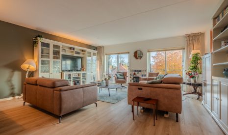 Hoofdfoto van Hoogezand Burg v Roijenstr Oost 4