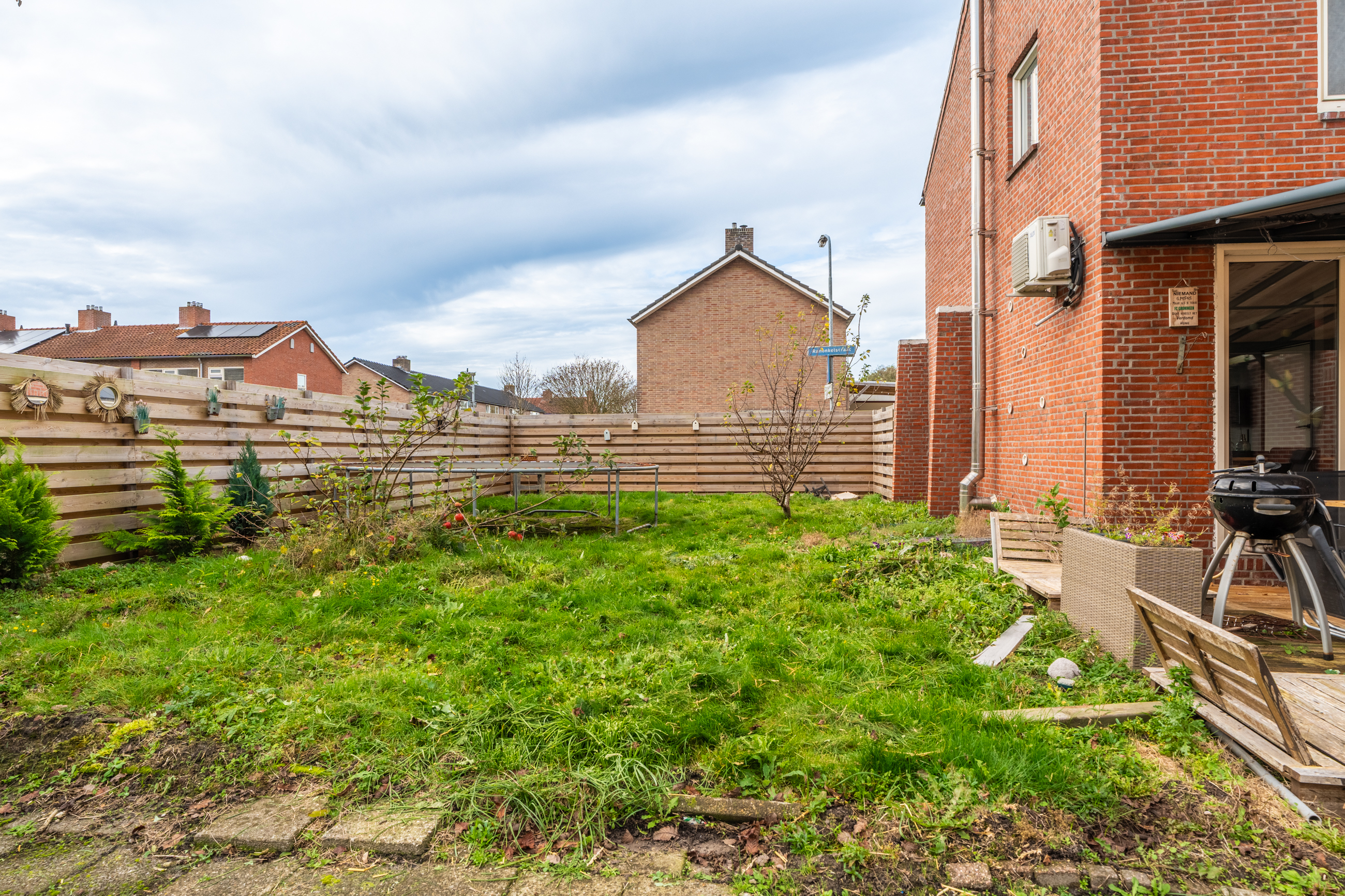 Te koop: Foto Woonhuis aan de Ranonkelstraat 29 in Sappemeer