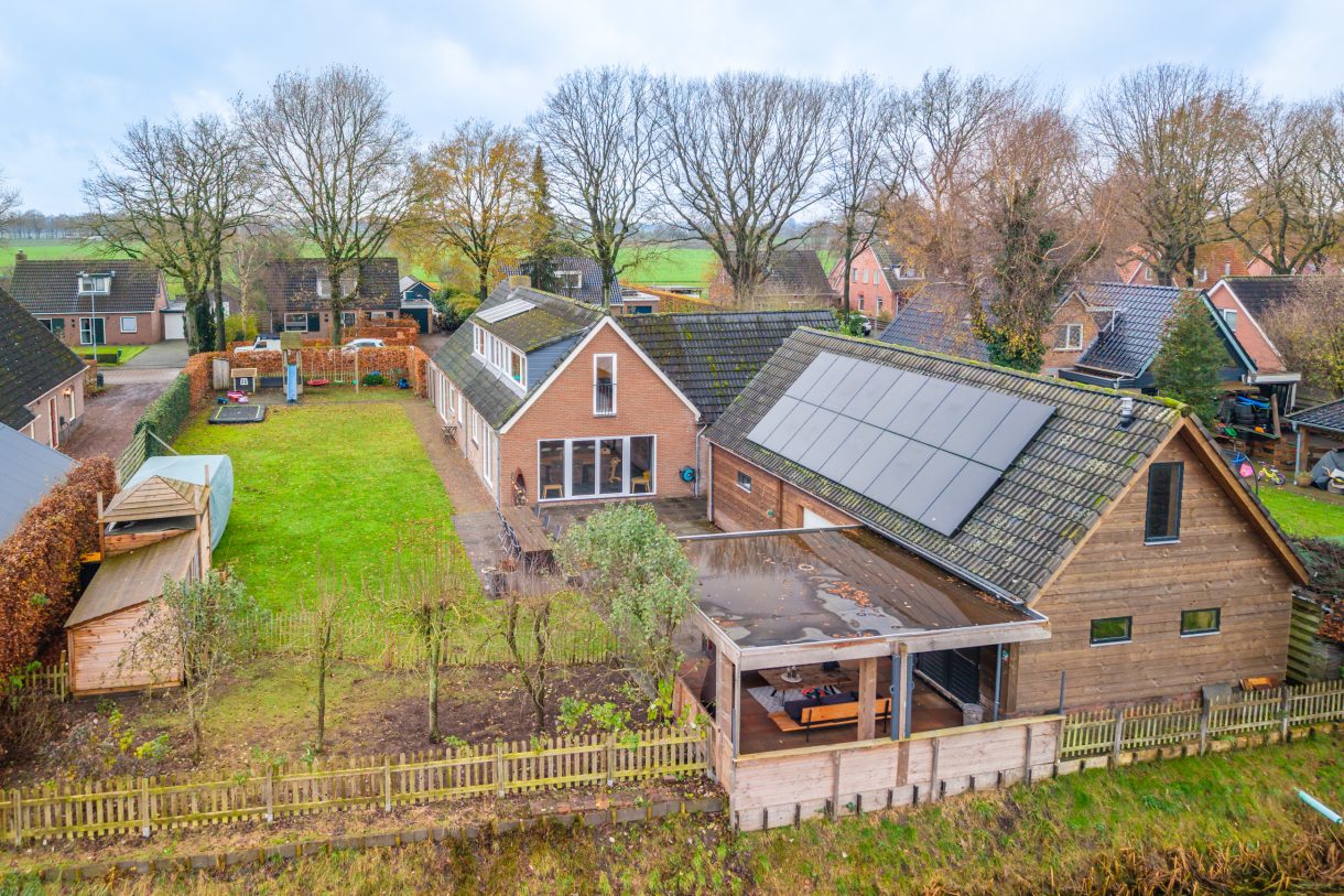 Te koop: Foto Woonhuis aan de Dorpsstraat 64 in Zuidlaarderveen