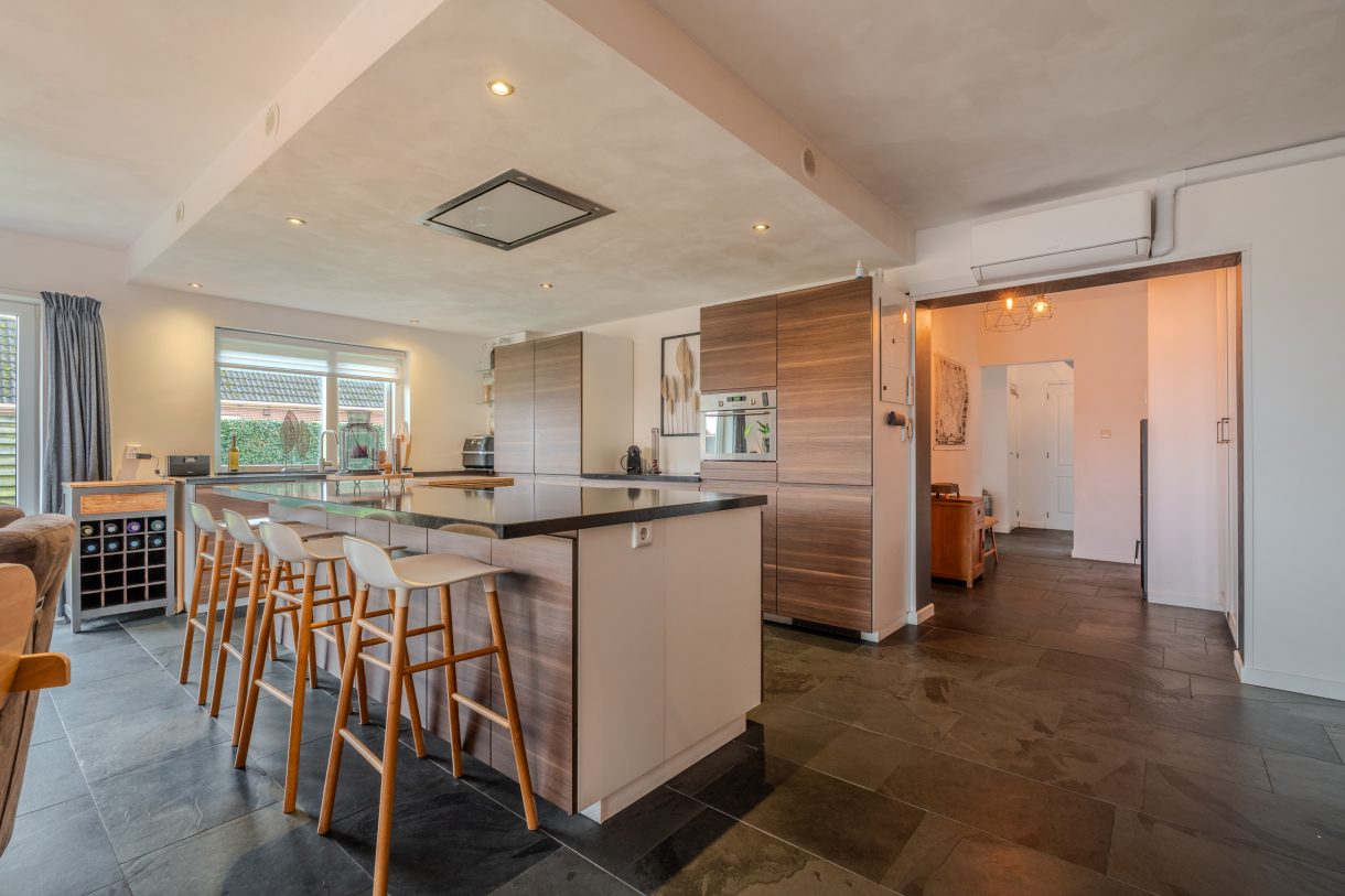 Te koop: Foto Woonhuis aan de Dorpsstraat 64 in Zuidlaarderveen