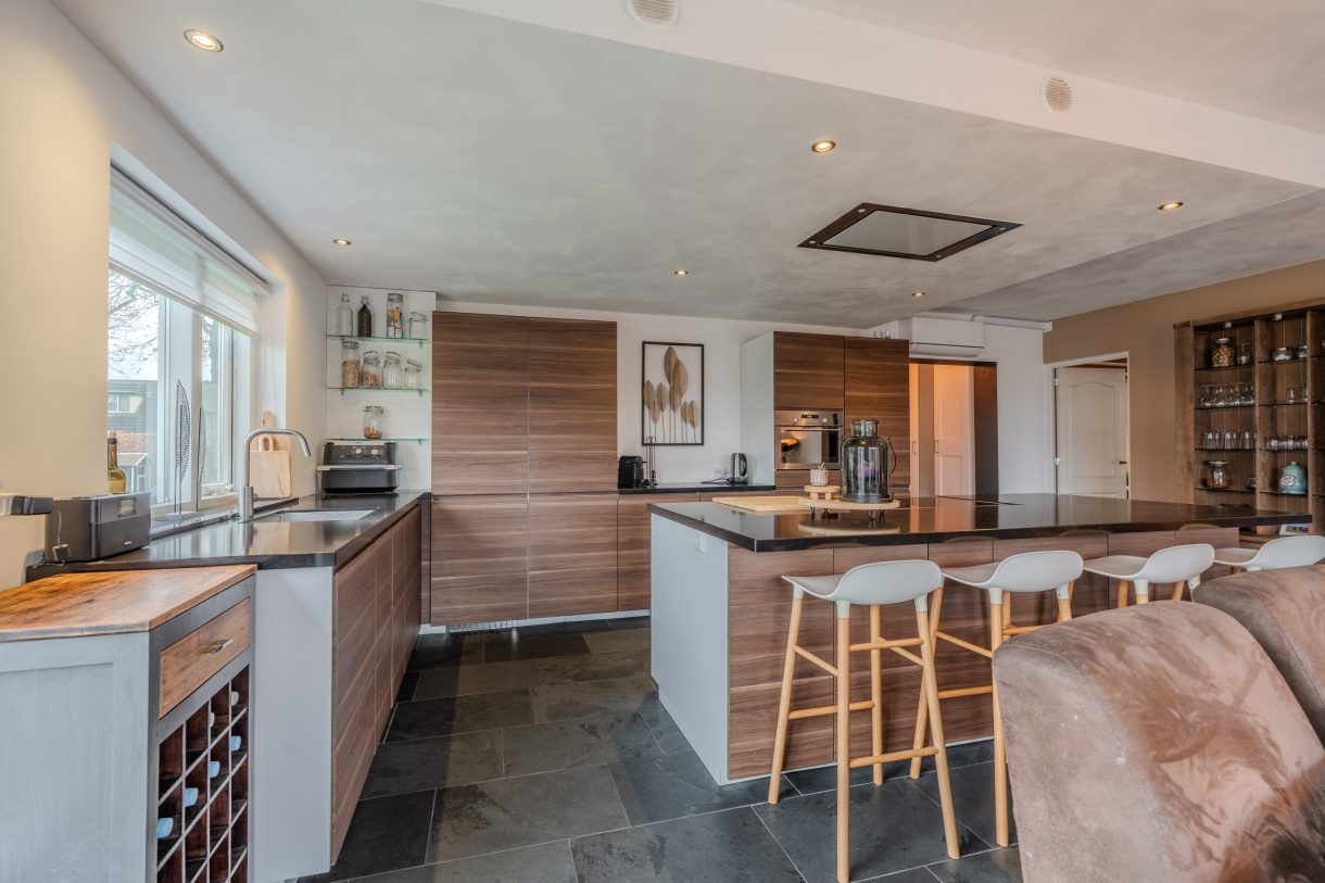 Te koop: Foto Woonhuis aan de Dorpsstraat 64 in Zuidlaarderveen