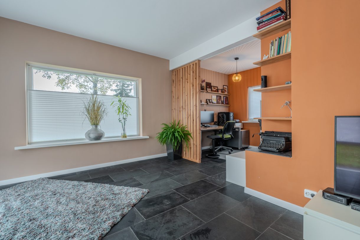 Te koop: Foto Woonhuis aan de Dorpsstraat 64 in Zuidlaarderveen