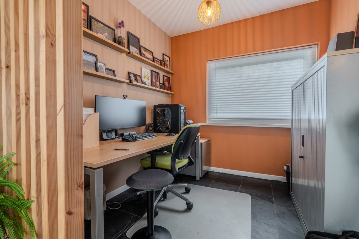 Te koop: Foto Woonhuis aan de Dorpsstraat 64 in Zuidlaarderveen