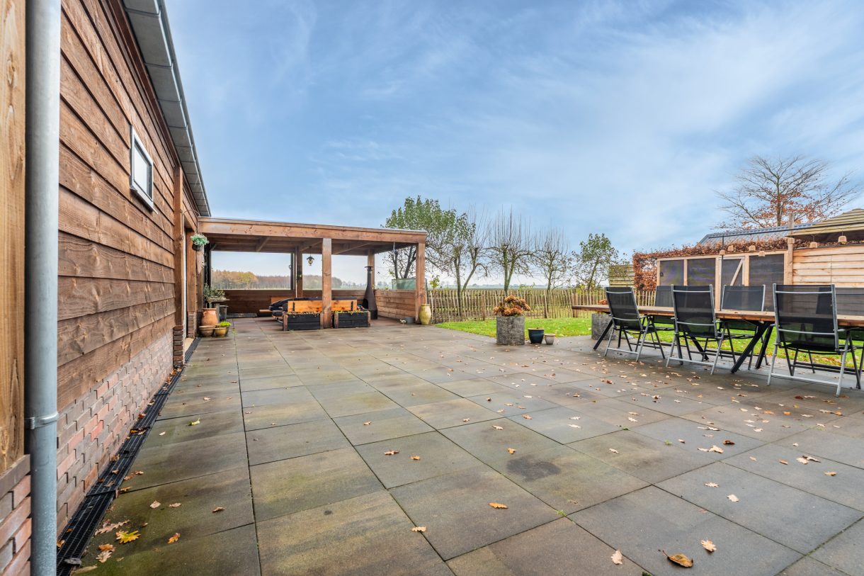 Te koop: Foto Woonhuis aan de Dorpsstraat 64 in Zuidlaarderveen