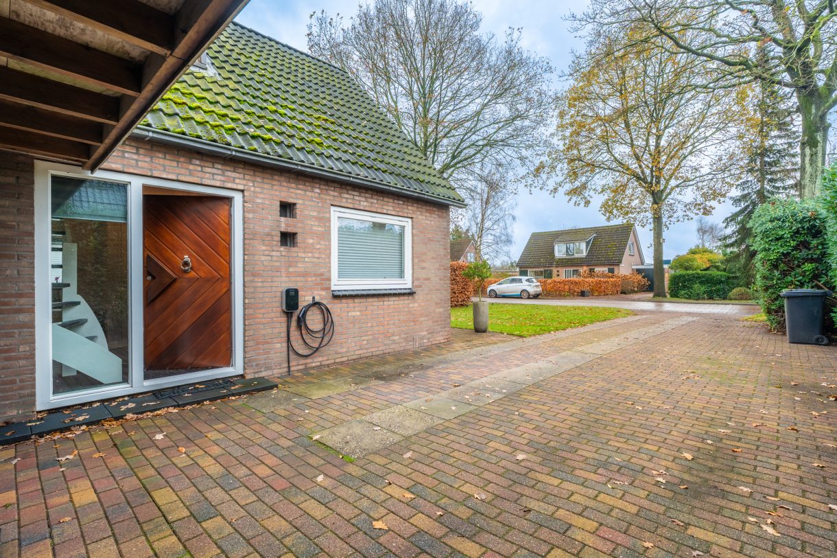 Te koop: Foto Woonhuis aan de Dorpsstraat 64 in Zuidlaarderveen