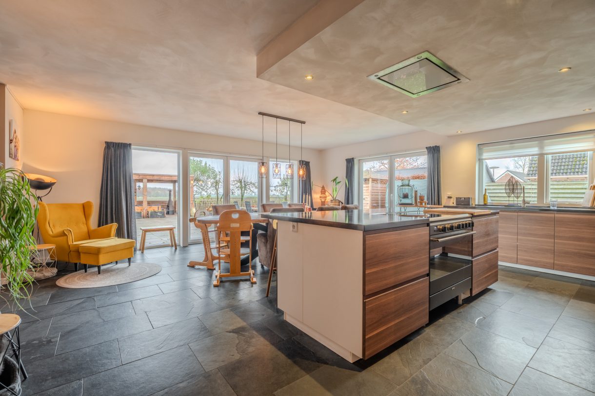 Te koop: Foto Woonhuis aan de Dorpsstraat 64 in Zuidlaarderveen